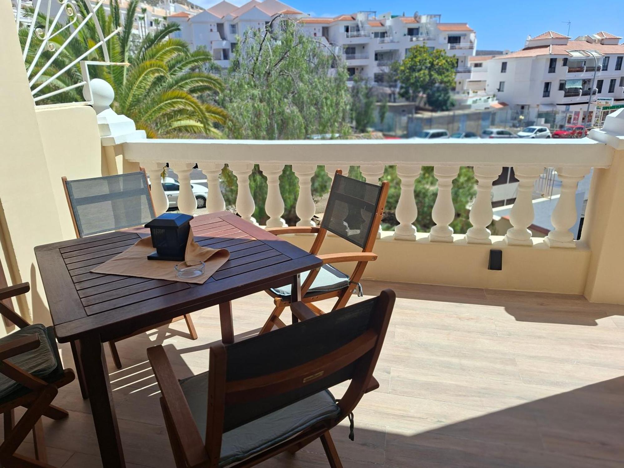 Nice 1 Bedroom Apartment Los Cristianos Los Cristianos  Bagian luar foto